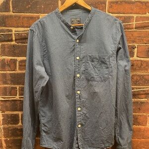 Abercrombie & Fitch Navy Checkered Button Down Shirt